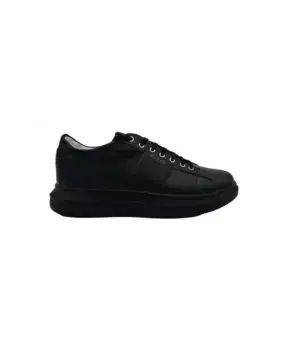 Кожаные кроссовки мужские Guess, черный