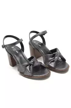 Кожаные сандалии Angel с открытым каблуком и ремешками по бокам Off the Hook, черный