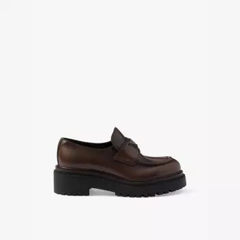 Кожаные туфли на каблуке с двойным шоколадным логотипом Prada, коричневый