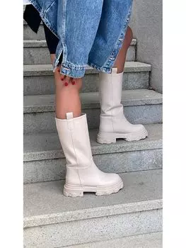 Кожаные женские ботинки на толстой подошве BeStyle