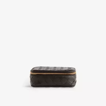Кожаный футляр для украшений Intrecciato Bottega Veneta, цвет fondant