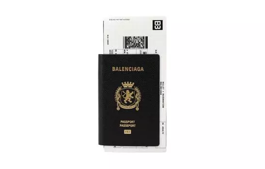 Кожаный кошелек для паспорта Balenciaga