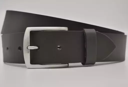 Кожаный ремень AnnaMatoni с серебряной застежкой, черный