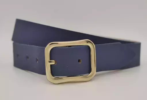 Кожаный ремень AnnaMatoni с золотой застежкой, цвет морской волны