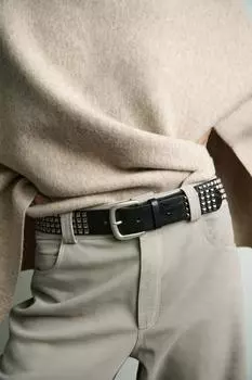 Кожаный ремень с заклёпками ZARA, черный