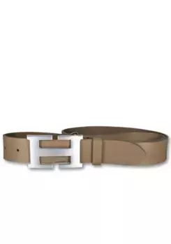 Кожаный ремень Silbergift с эффектной серебряной застежкой, коричневый