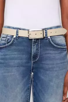 Кожаный ремень SOCCX с тисненым логотипом, цвет Sand