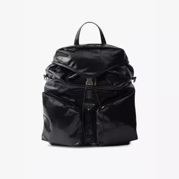 Кожаный рюкзак с фирменной табличкой и несколькими карманами Prada, черный