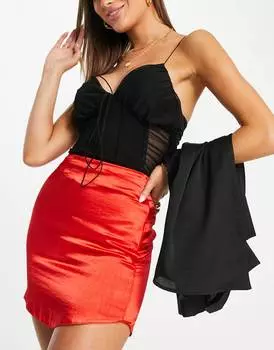 Красная атласная мини-юбка с закругленными краями ASOS DESIGN