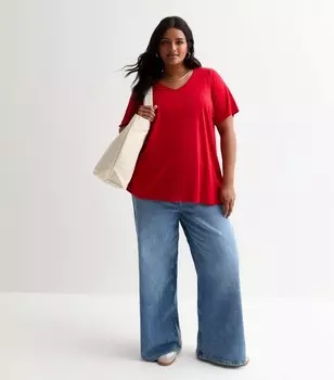 Красная футболка с V-образным вырезом Curves New Look, красный