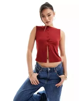 Красная пуговица на майке ASOS