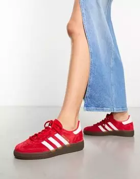 Красно-белые кроссовки adidas Originals Handball Spezial на резиновой подошве
