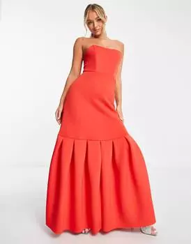 Красное платье макси с бандо и пефемом ASOS DESIGN