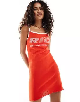 Красное платье мини с принтом "рио" COLLUSION