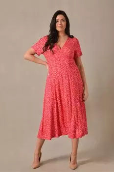 Красное трикотажное платье больших размеров и цветочным принтом Live Unlimited, красный