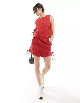Красные джинсовые шорты с бантами ASOS