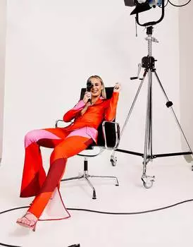 Красные расклешенные брюки в стиле колор-блок ASOS LUXE co-ord