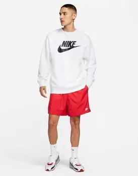 Красные шорты Nike Club