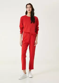 Красные спортивные штаны Network