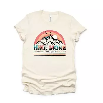 Красочная футболка с короткими рукавами и рисунком Hike More Worry Less Simply Sage Market, цвет Cream