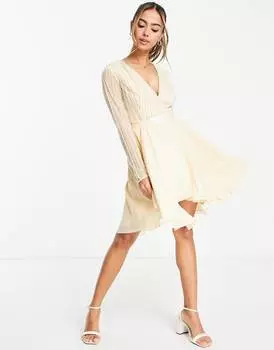 Кремовое мини-платье ASOS DESIGN linear