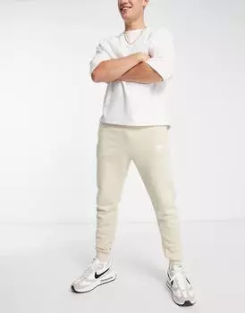 Кремовые флисовые джоггеры Nike Club