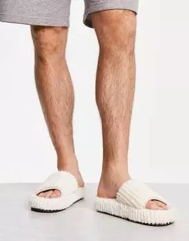 Кремовые массивные тапочки ASOS DESIGN