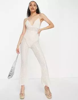 Кремовый комбинезон с глубоким вырезом и широкими штанинами ASOS DESIGN ASOS DESIGN