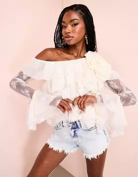 Кремовый кружевной топ на одно плечо с оборками из органзы ASOS LUXE