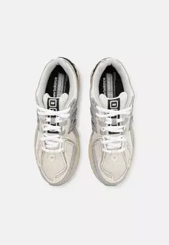 Кроссовки 1906 UNISEX New Balance, молочный