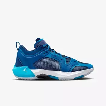 Кроссовки 37 Low 'Military Blue' Jordan, синий