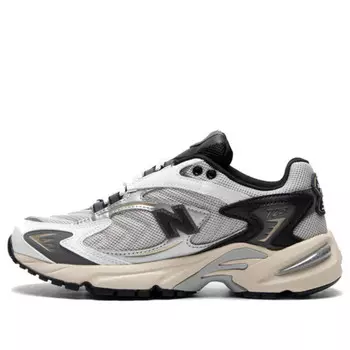 Кроссовки 725 'grey matter black' New Balance, серый