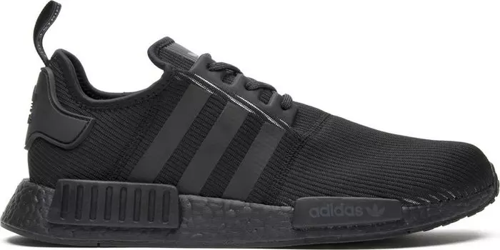Кроссовки Adidas NMD_R1 'Triple Black Reflective', черный
