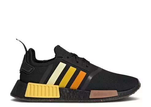 Кроссовки Adidas NMD_R1 'BLACK CLAY STRATA', черный