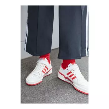 Кроссовки Adidas Originals Forum , off white/vivid red