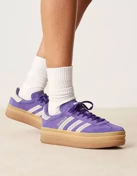 Кроссовки Adidas Originals Gazelle Bold на платформе, связанные крючком, фиолетового и белого цветов.