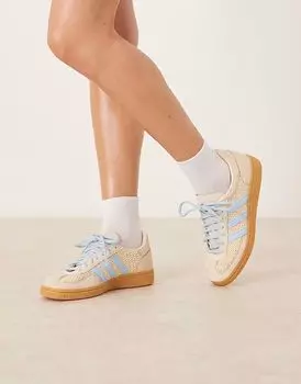 Кроссовки Adidas Originals Handball Spezial, связанные крючком, кремового и светло-голубого цветов, с резиновой подошвой