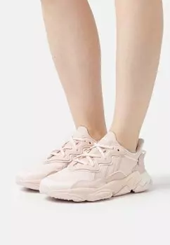 Кроссовки adidas Originals Ozweego, телесный