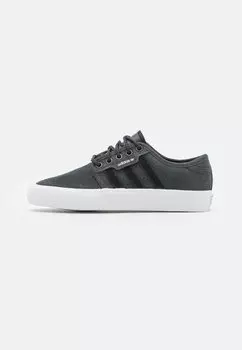 Кроссовки adidas Originals Seeley Unisex, карбон / черный