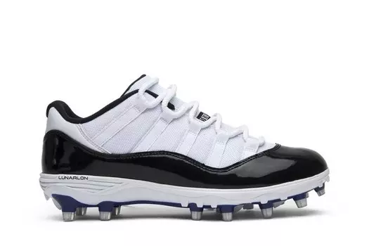 Кроссовки Air Jordan 11 Low TD Cleat 'Concord', белый