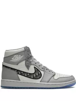 Кроссовки Air Jordan 1 High из коллаборации с Dior, белый