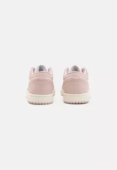 Кроссовки AIR JORDAN 1 Jordan, светло-розовый