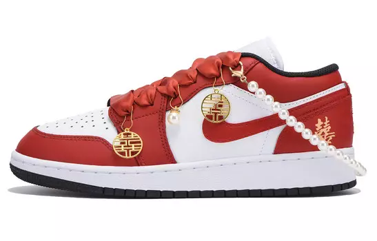 Кроссовки Air Jordan 1 Kids' Basketball Shoes Grade School