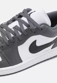 Кроссовки AIR JORDAN 1 LOW Jordan, белый