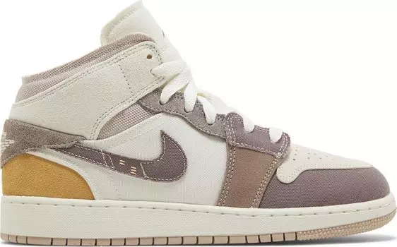 Кроссовки Air Jordan 1 Mid SE Craft GS 'Inside Out - Taupe Haze', коричневый