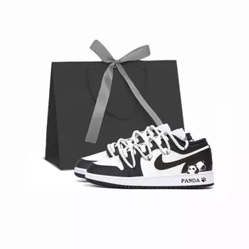 Кроссовки Air Jordan 1 Skateboarding Shoes Women's Low-top Black/white, черный/белый