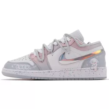 Кроссовки Air Jordan 1 Skateboarding Shoes Women's Low-top Gray/Pink, серый/розовый