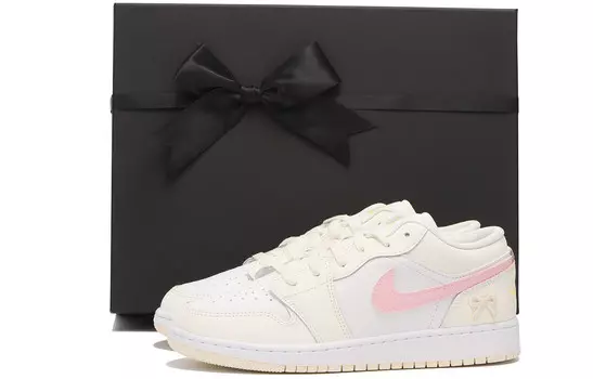 Кроссовки Air Jordan 1 Skateboarding Shoes Women's Low-top White/Pink, цвет Customized