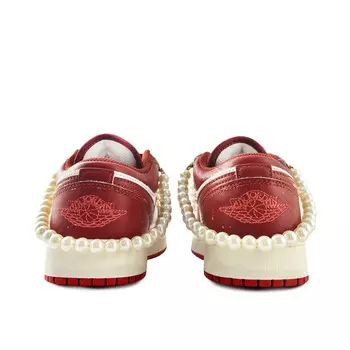 Кроссовки Air Jordan 1 Vintage Basketball Shoes Women's Low-top Gold, цвет Spend a good full moon