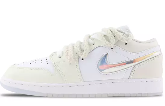Кроссовки Air Jordan 1 Vintage Basketball Shoes Women's Low-top Light Yellow/white/silver, цвет Off White